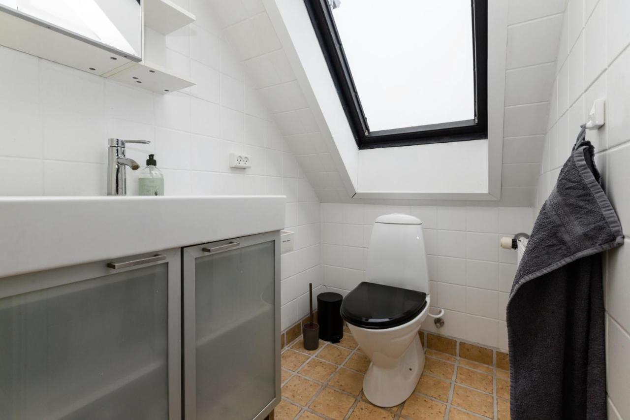 Come Stay In Penthouse With Room For 2-People Århus Екстериор снимка