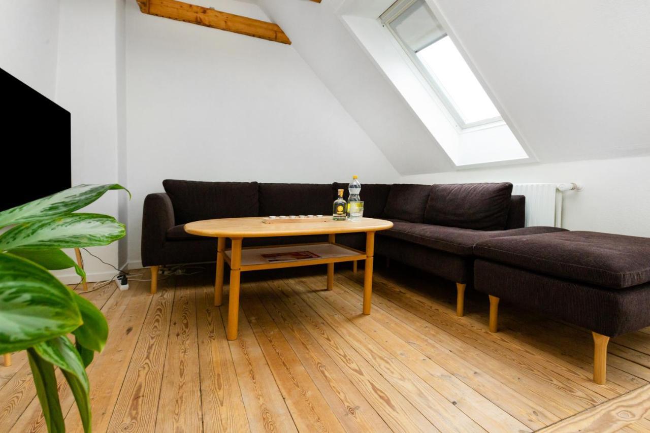 Come Stay In Penthouse With Room For 2-People Århus Екстериор снимка